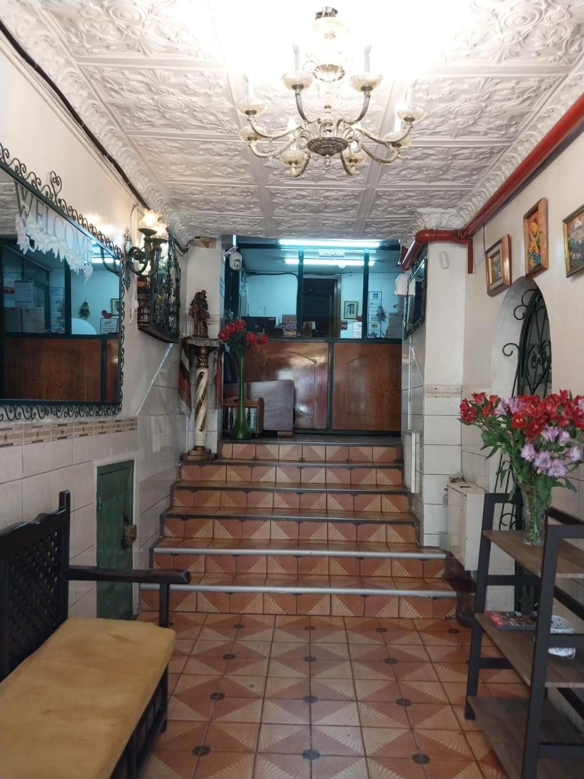 Hostal Benalcazar Quito Exterior photo